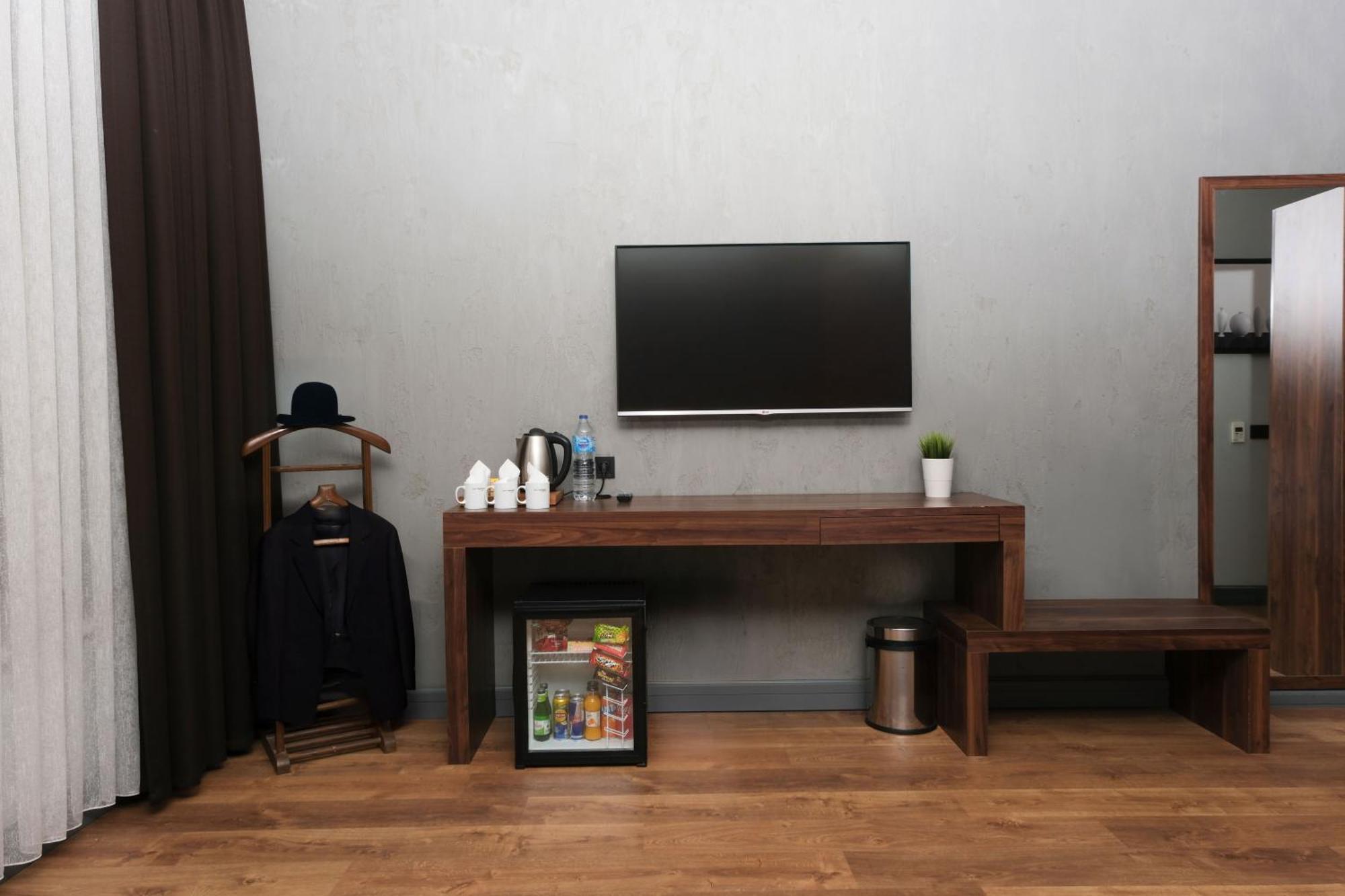 Karakoey Hotel 2*